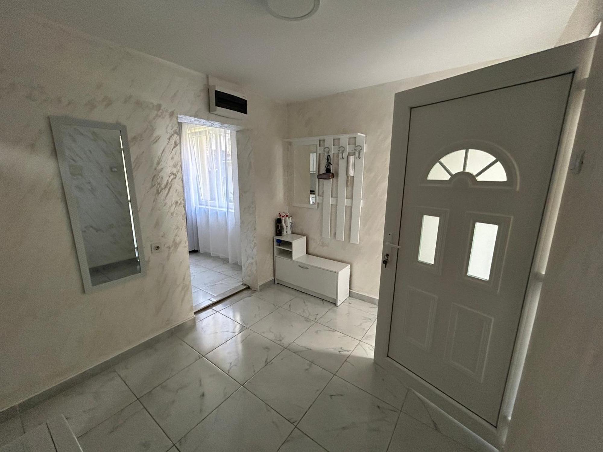 Sweet White In City Belgrado Buitenkant foto